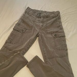 American Eagle super stretch cargo pants size 6 gently used condition